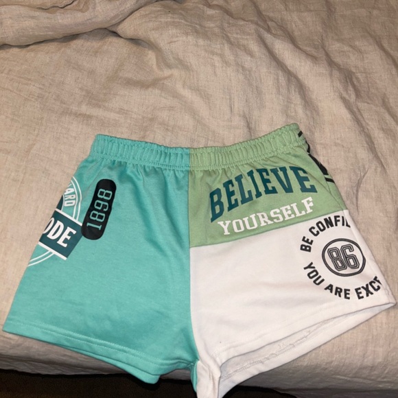 Shorts Bundle or one by one (will adjust price) - Picture 4 of 4